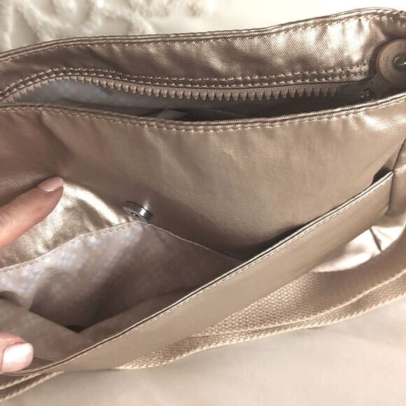 Kipling- New Angie Metallic Glow Crossbody Travel Bag NWOT - Picture 7 of 16